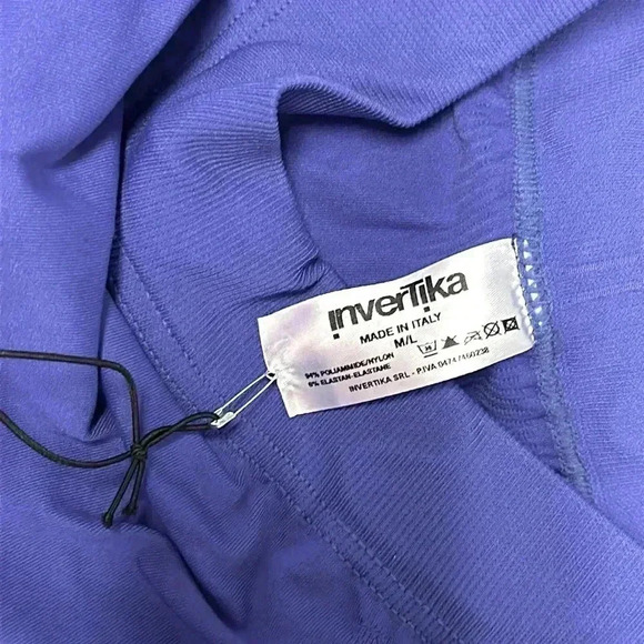 Invertika - NWT - Made in Italy - Blue Microfibre push up Leggings. Size M/L - Picture 6 of 6